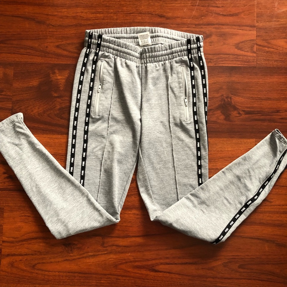 🔥Buy 2 and 3 Free Victoria Secret PINK Pants - Picture 3 of 8